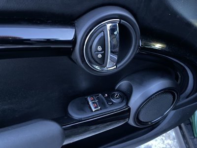 MINI 3 Door  2023 à Calgary, Alberta