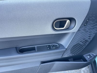 MINI Cooper (3)  2026 à Calgary, Alberta