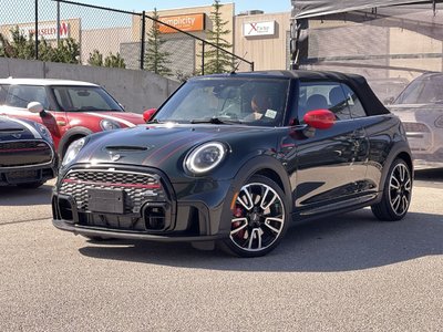 MINI Convertible  2022 à Calgary, Alberta
