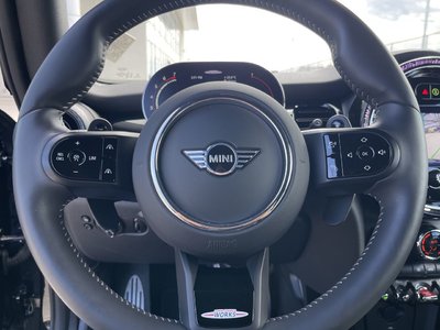 MINI Convertible  2024 à Calgary, Alberta