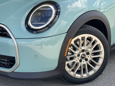 MINI Cooper Convertible  2026 à Calgary, Alberta
