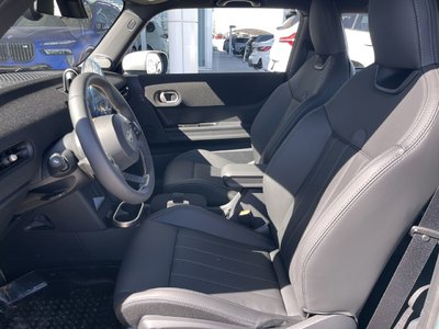 MINI Cooper (3)  2026 à Calgary, Alberta