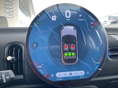 MINI Cooper (5)  2025 à Calgary, Alberta