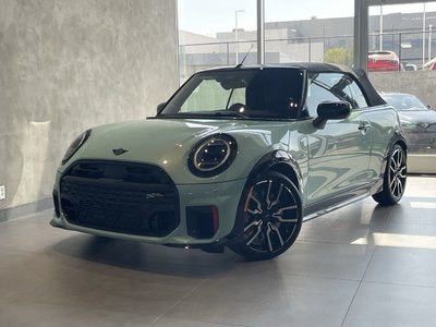 MINI Cooper Convertible  2025 à Calgary, Alberta