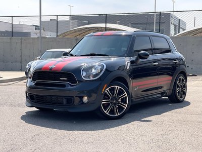 MINI Cooper Countryman  2013 à Calgary, Alberta