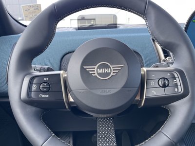 MINI Cooper Countryman  2026 à Calgary, Alberta