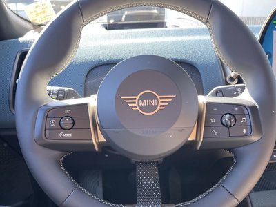 MINI Cooper Countryman  2026 à Calgary, Alberta