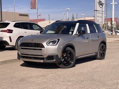 MINI Cooper Countryman  2026 à Calgary, Alberta