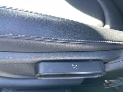 MINI Cooper Hardtop 5 Door  2016 à Calgary, Alberta