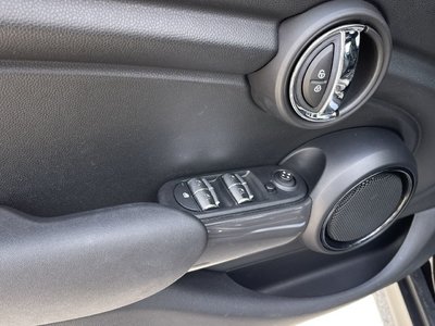 2017 MINI Cooper Hardtop 5 Door in Calgary, Alberta