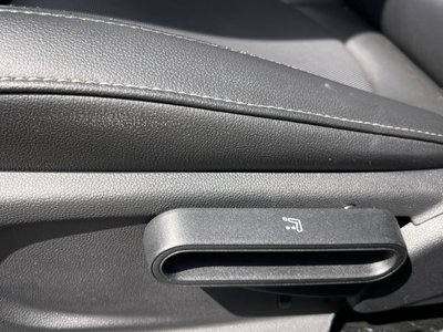 2017 MINI Cooper Hardtop 5 Door in Calgary, Alberta