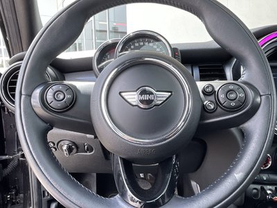 2017 MINI Cooper Hardtop 5 Door in Calgary, Alberta