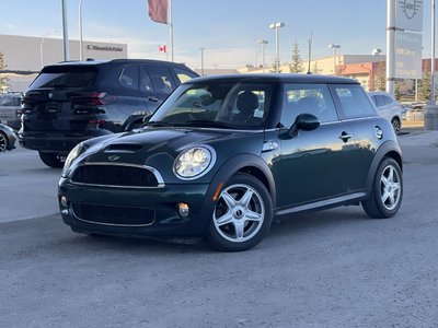MINI Cooper Hardtop  2009 à Calgary, Alberta