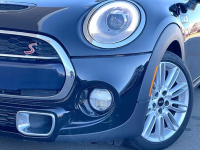 2014 MINI Cooper Hardtop in Calgary, Alberta