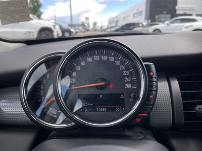 2015 MINI Cooper Hardtop in Calgary, Alberta