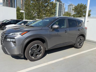 2025 Nissan Rogue SV AWD // 2.99% FINANCING! CERTIFIED // 2.99% FINANCING!