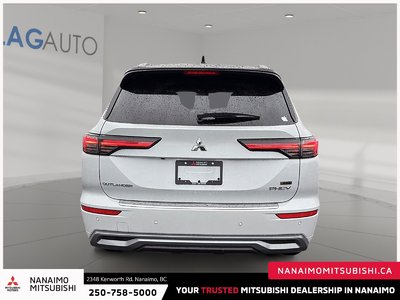 2026 Mitsubishi Outlander PHEV GT — photo 4