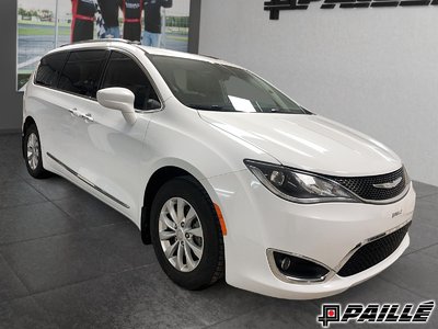 Chrysler Pacifica Touring-L 2017 SIEGES EN CUIR CHAUFFANT, PORTE COULISSANTE ELECTRIQUE, CLIMATISEUR 3 ZONES