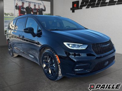 Chrysler Pacifica SELECT 2026