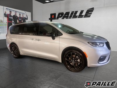 2026 Chrysler Pacifica SELECT AWD