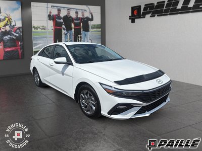 Hyundai Elantra Preferred 2025 SIEGES ET VOLANT CHAUFFANTS, BOUTON-POUSSOIR, APPLE CARPLAY