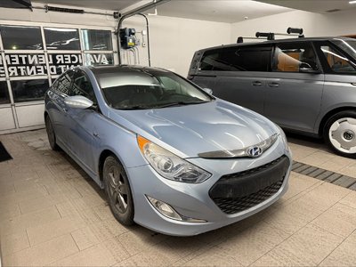 2013 Hyundai Sonata Hybrid in Saint-Bruno-de-Montarville, Quebec