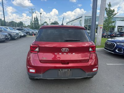 Hyundai Venue  2023 à Saint-Bruno-de-Montarville, Québec