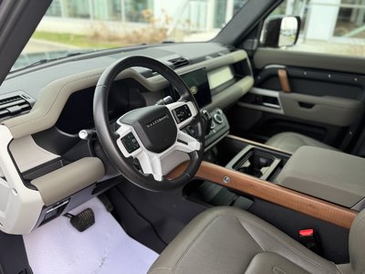 2022 Land Rover Defender in Saint-Bruno-de-Montarville, Quebec