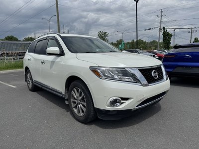 2016 Nissan Pathfinder in Saint-Bruno-de-Montarville, Quebec