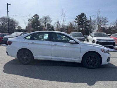 Volkswagen Jetta  2024 à Saint-Bruno-de-Montarville, Québec