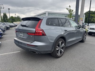 2020 Volvo V60 Cross Country in Saint-Bruno-de-Montarville, Quebec