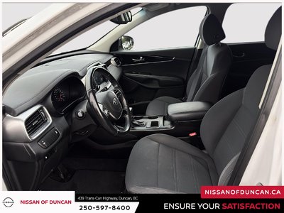 2019 Kia Sorento LX — photo 8