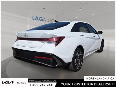 2025 Hyundai Elantra Preferred — photo 4