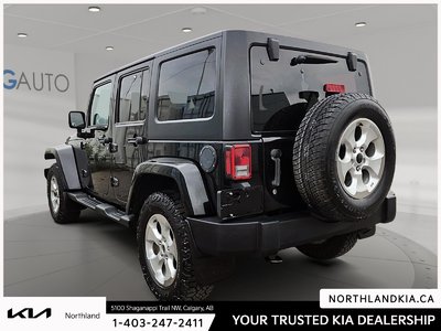 2014 Jeep Wrangler Unlimited Sahara — photo 2