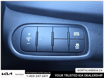 2014 Kia Rondo LX — photo 8