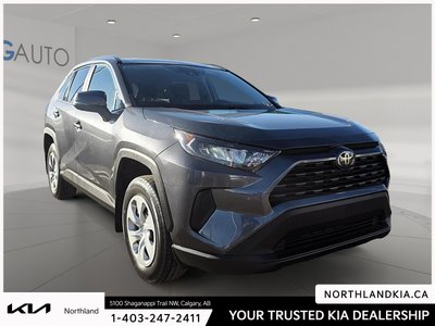 2020 Toyota RAV4 LE — photo 5