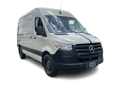 Mercedes-Benz Sprinter 2500 Cargo 144  2021 à Vancouver Nord, Colombie-Britannique