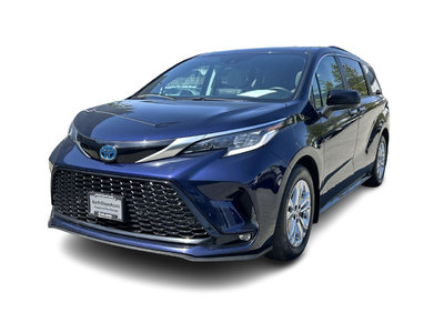2022 Toyota Sienna Hybrid in North Vancouver, British Columbia