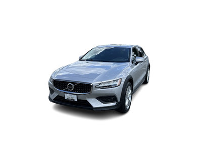 2023 Volvo V60 Cross Country  4 Cylinder Engine 2.0LAll Wheel Drive in Richmond, British Columbia