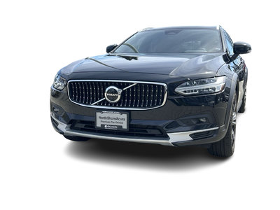 2023 Volvo V90 Cross Country in North Vancouver, British Columbia