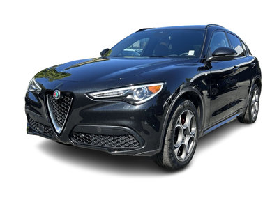 Alfa Romeo Stelvio  2023 à Vancouver nord, Colombie-Britannique