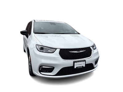 2025 Chrysler Pacifica in Vancouver, British Columbia