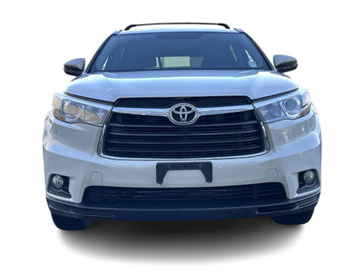 2015 Toyota Highlander in North Vancouver, British Columbia