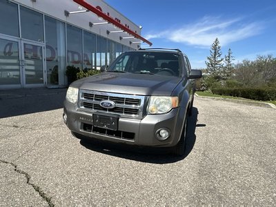 Ford Escape  2010 à Oakville, Ontario