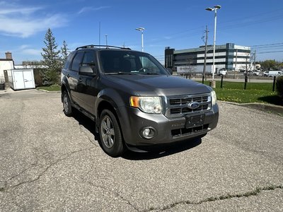 Ford Escape  2010 à Oakville, Ontario