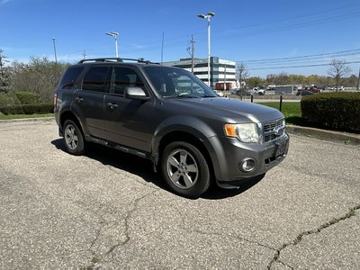 Ford Escape  2010 à Oakville, Ontario
