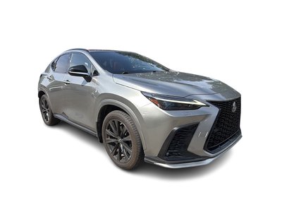 Lexus NX  2022 à Oakville, Ontario