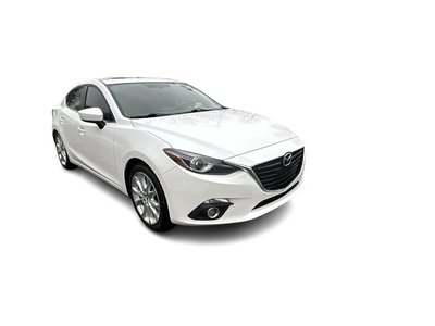 Mazda 3  2016 à Oakville, Ontario