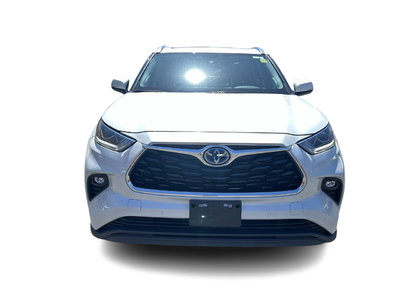 2023 Toyota Highlander hybrid in Oakville, Ontario