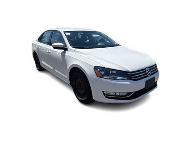 2013 Volkswagen Passat in Oakville, Ontario